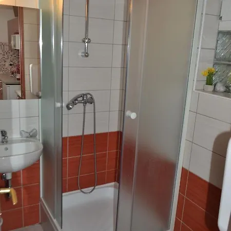 Arapartman 扎马迪