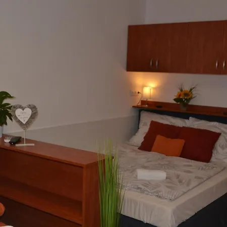 Arapartman * Zamardi