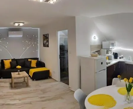 Apartment Arapartman *