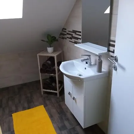 Arapartman Apartment Zamardi